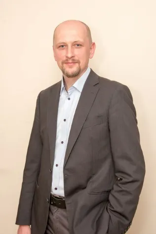 Portret — dr hab. inż. Jarosław Szrek, prof. uczelni